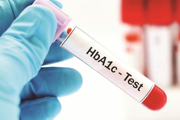 Xét nghiệm HbA1c định kỳ giúp ngăn ngừa biến chứng bệnh